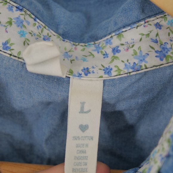 Girl Krazy Denim Shirt - Picture 4 of 6